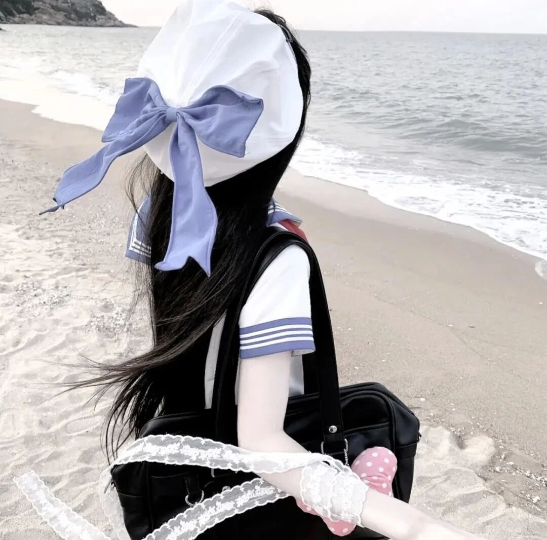 海边jk制服少萝背影不露脸女生头像