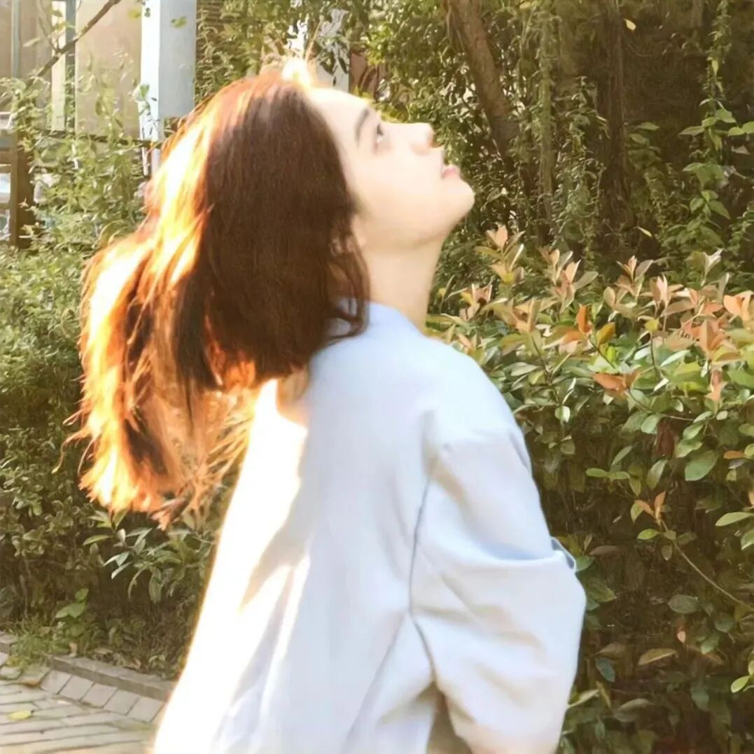 女生 女生头像 女头 小清新 小清新头像 侧脸 侧脸头像