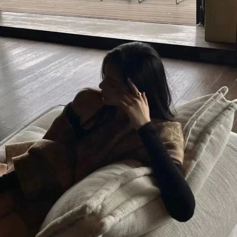 女生 女生头像 女头 氛围感 氛围感头像 不露脸 不露脸头像