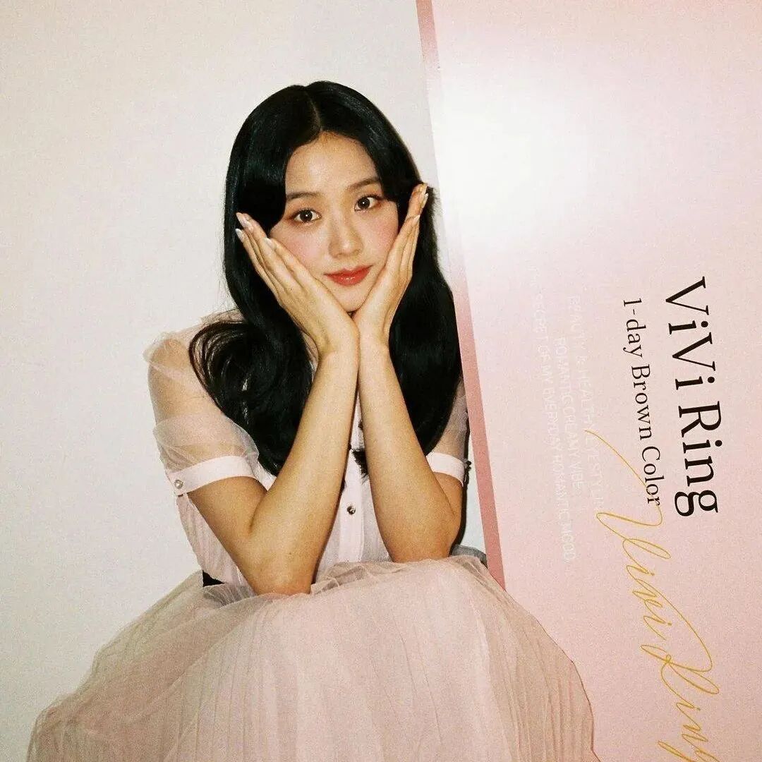 jisoo 金智秀 jisoo头像 金智秀头像 女生 女生头像 女头