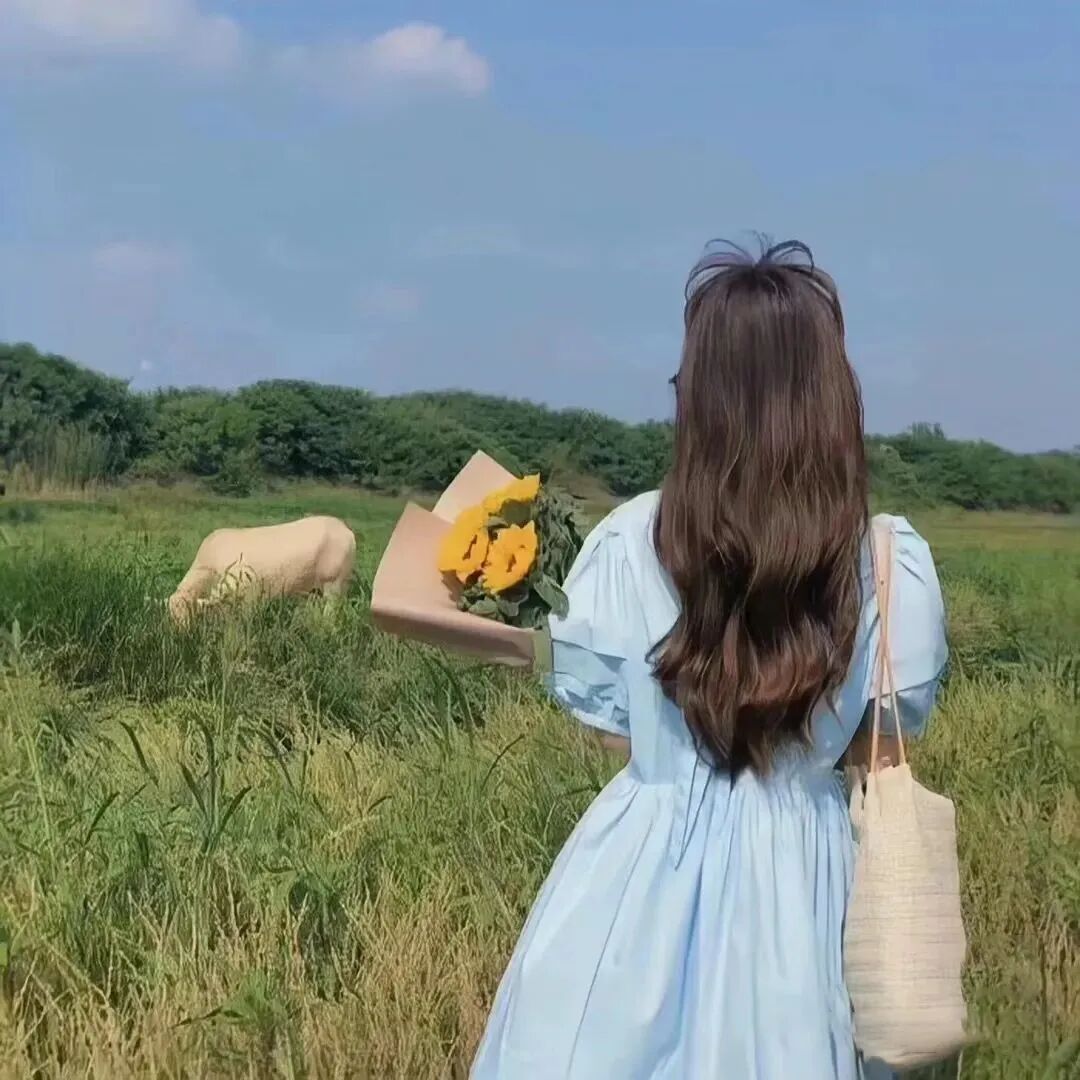 温柔鲜花背影不露脸女生头像