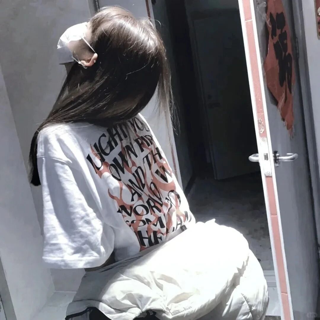 甜妹不露脸女生头像