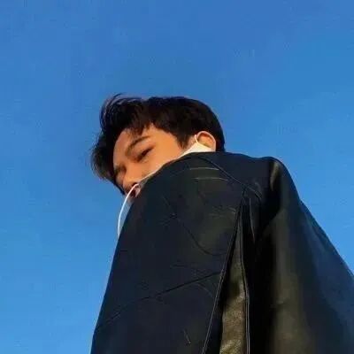 个性侧脸男生头像