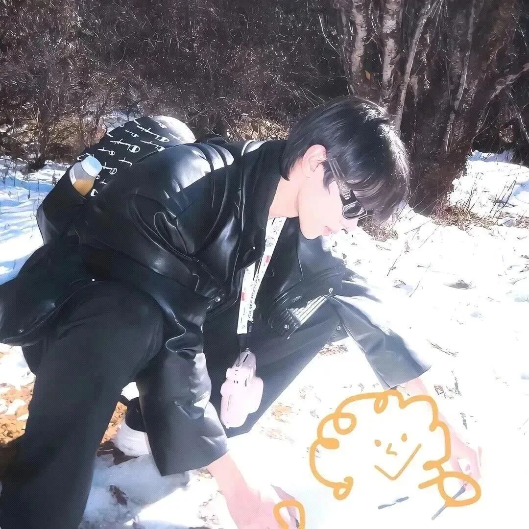 dongduixueduoliya冬天堆雪人单人真人情侣头像
