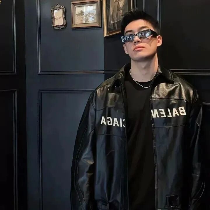 冷酷墨镜男生头像