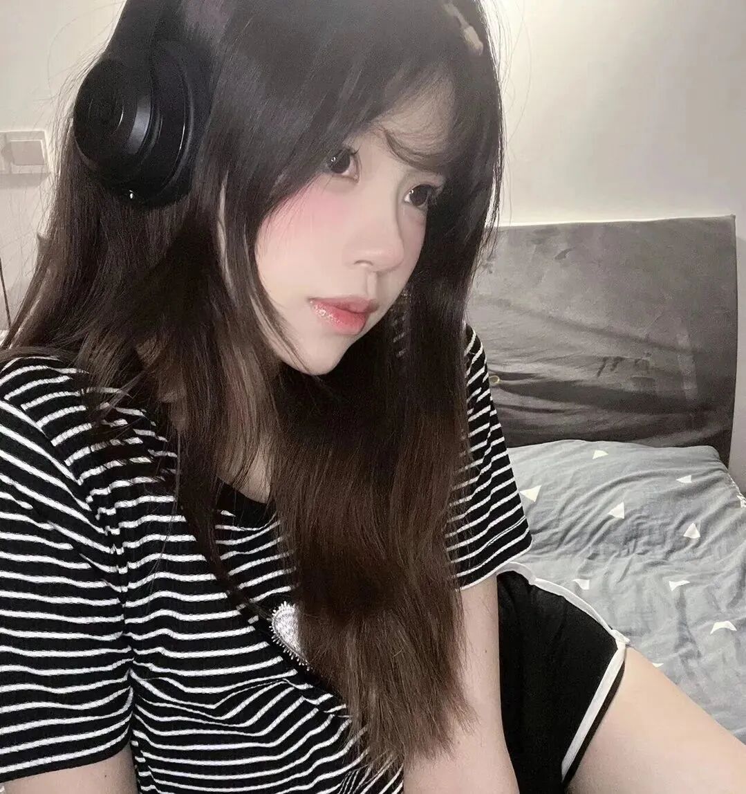 zhenrenguimitouolm二人闺蜜头像真人闺蜜头像
