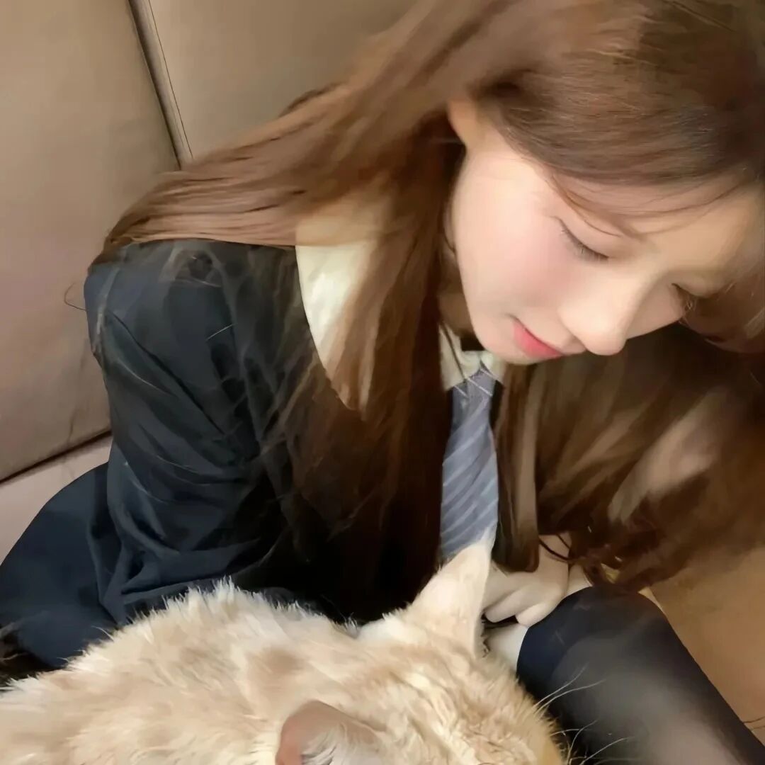 jk制服纯欲女生头像
