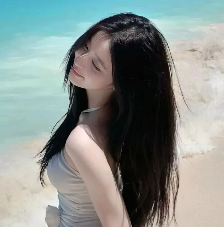海边纯欲女生头像