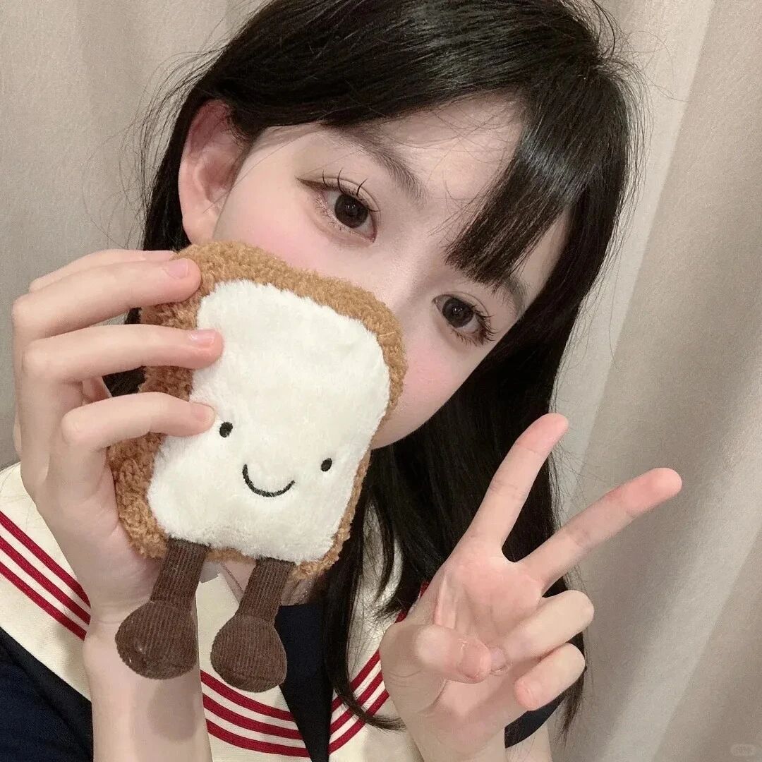 剪刀手甜妹女生头像