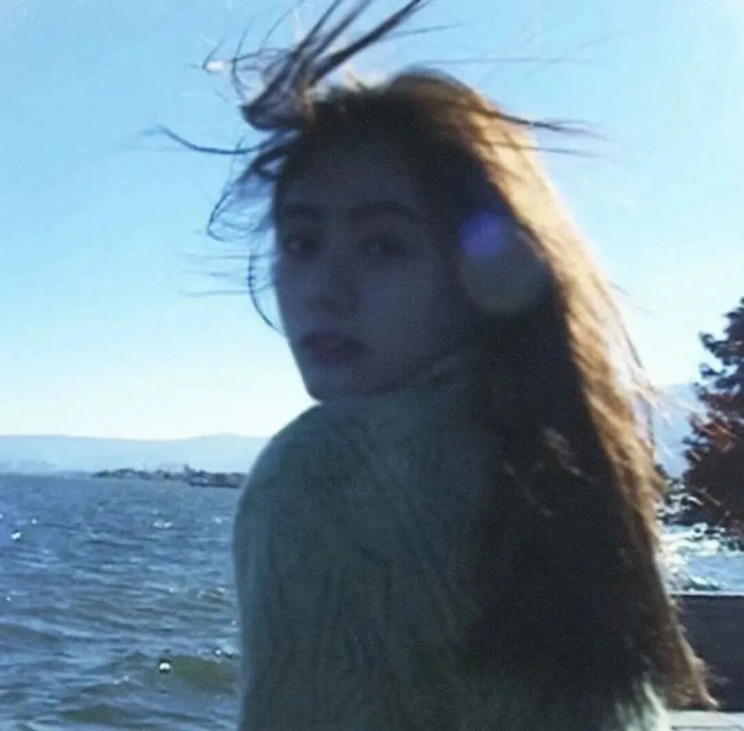 氛围感海边女生头像