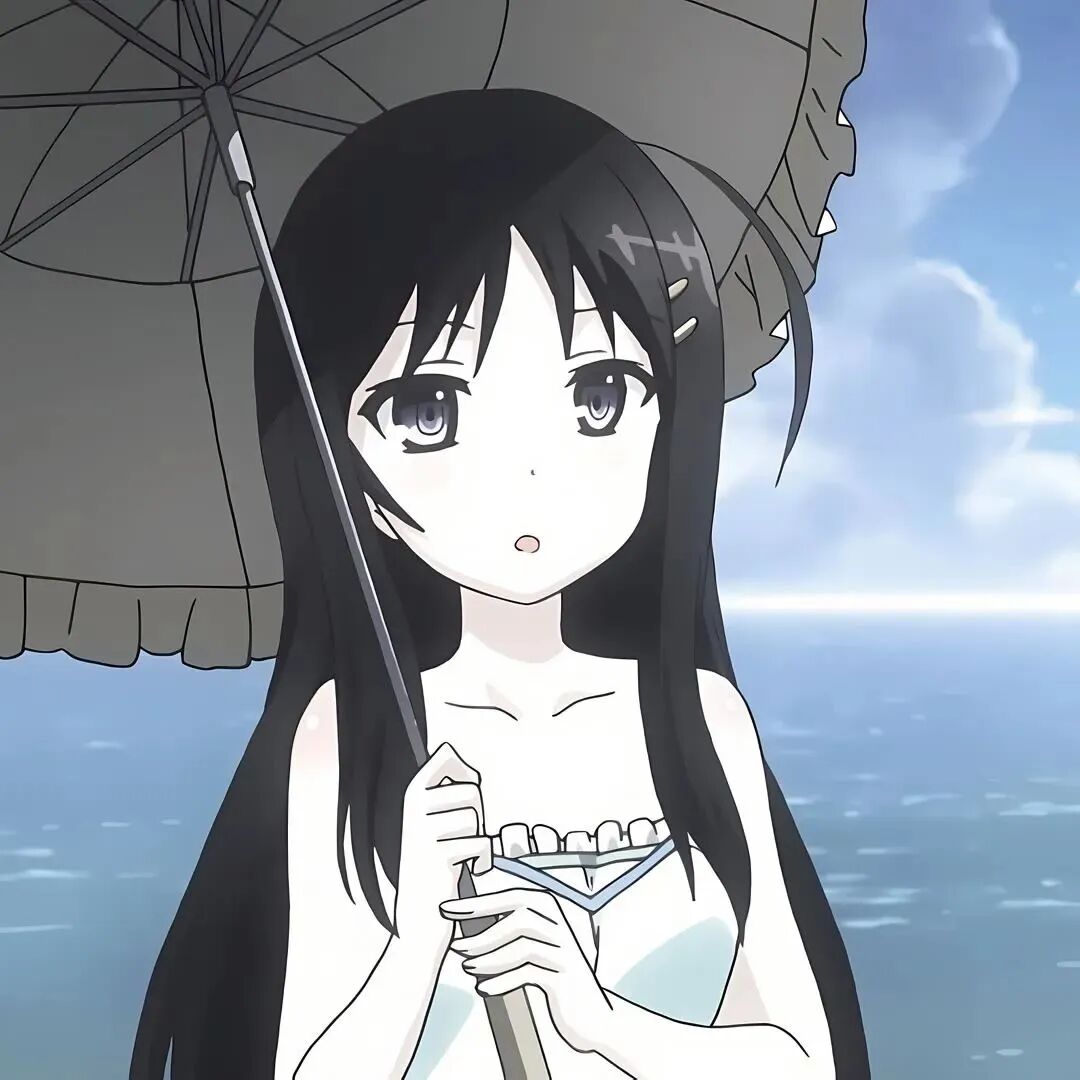 撑伞温柔海边动漫头像女