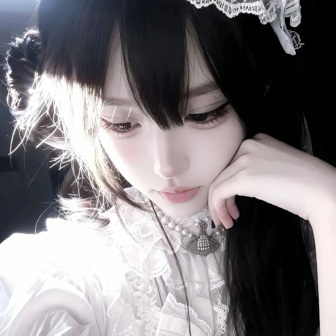 清冷女生头像