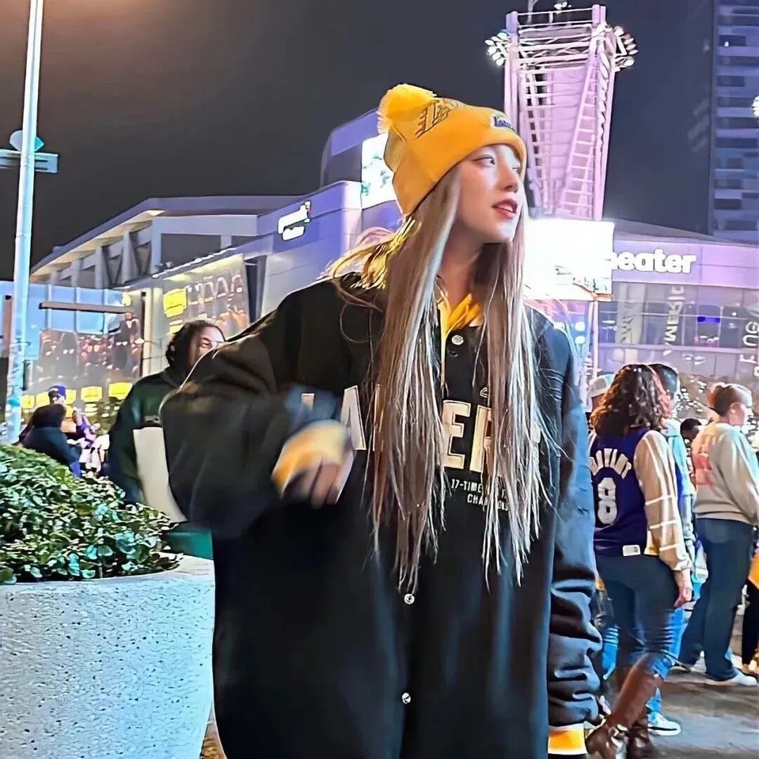 小众潮流女生头像