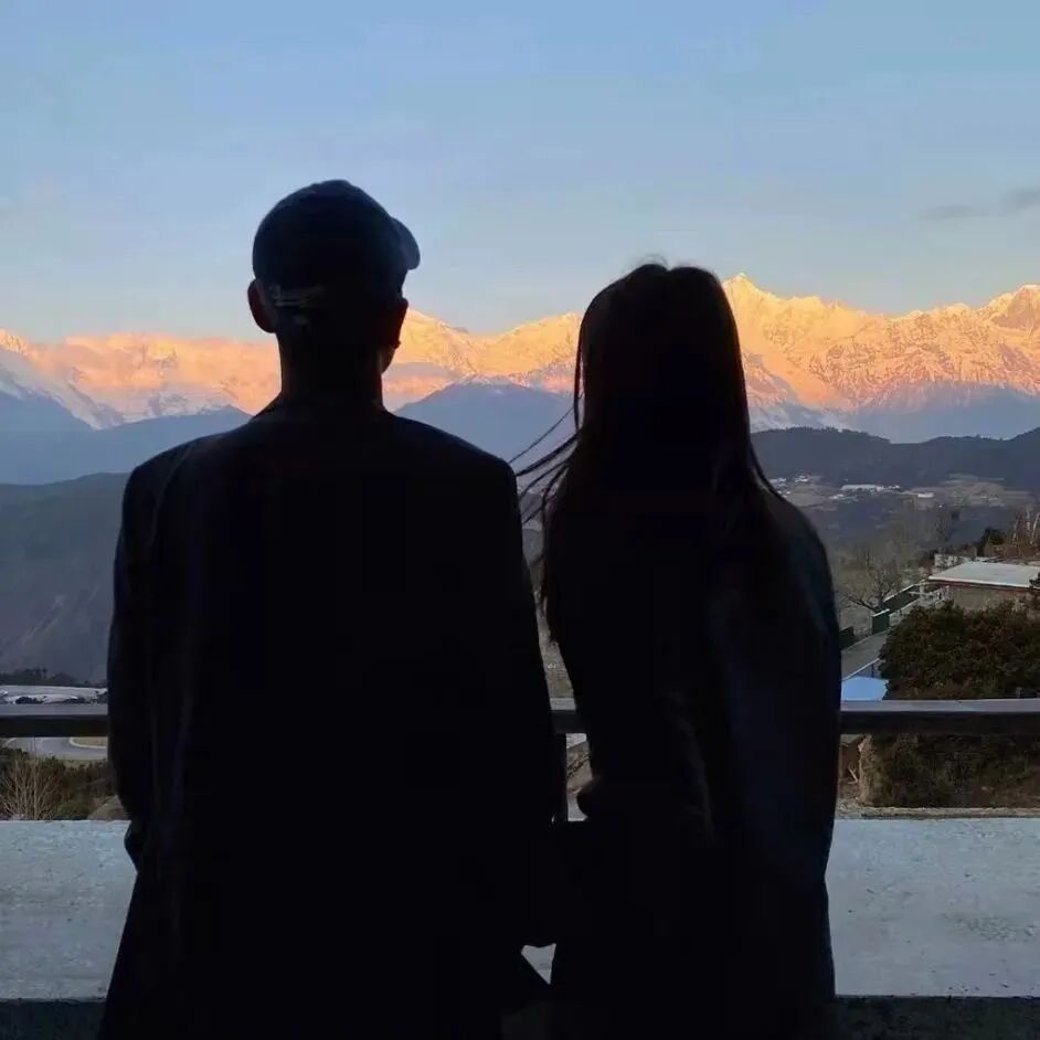 fenweigaoshanloveq氛围感高山真人情侣头像