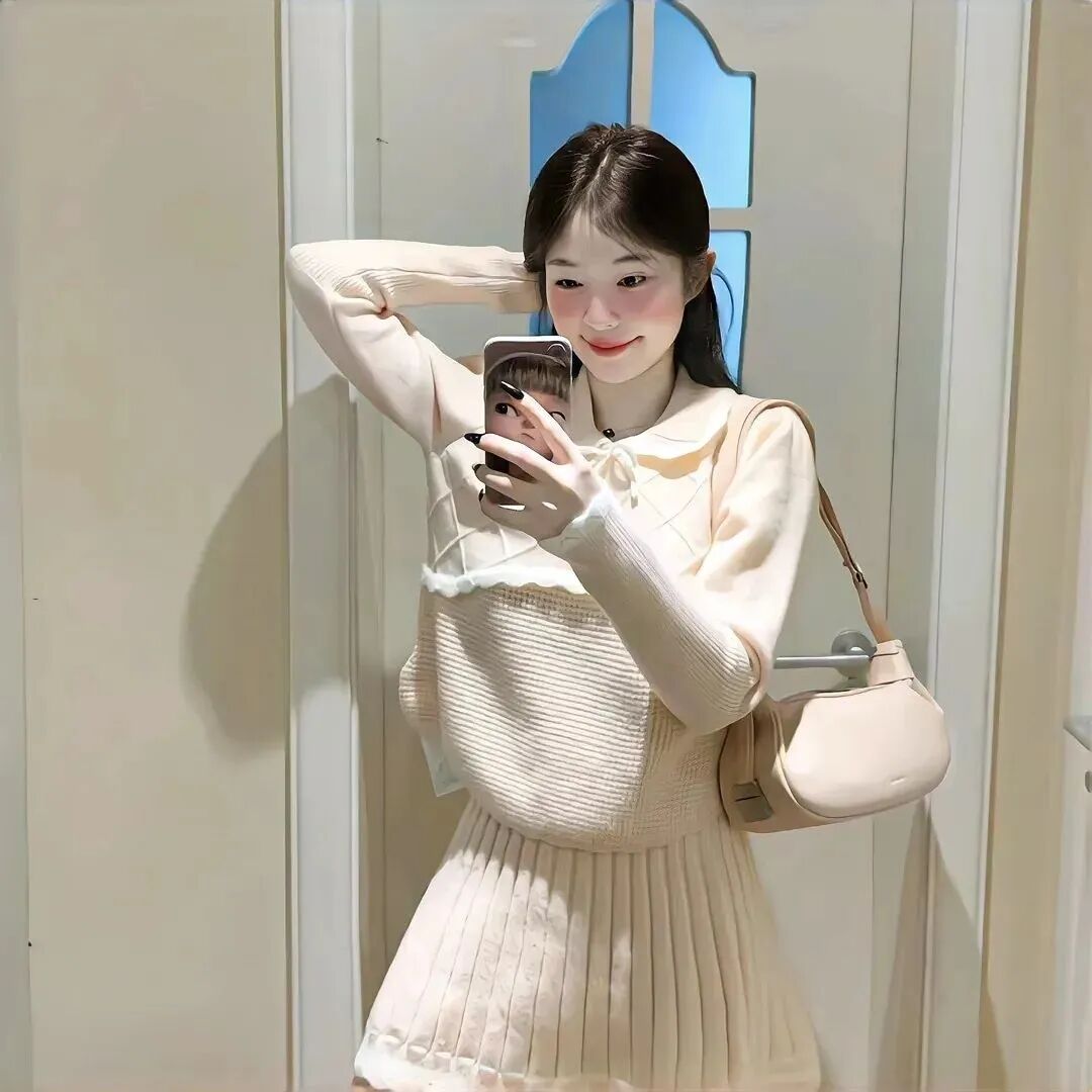 自拍手机温柔女生头像