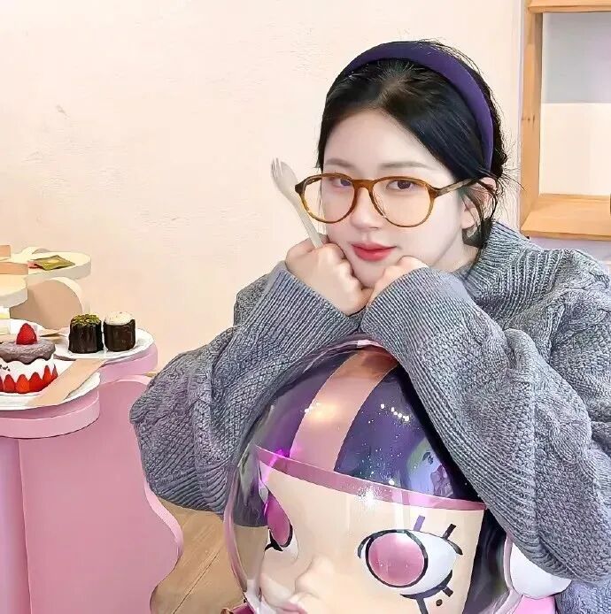 赵露思爱豆甜妹女生头像
