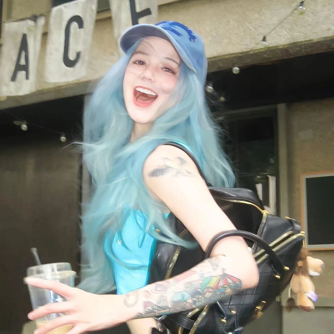 很飒欧美女生头像