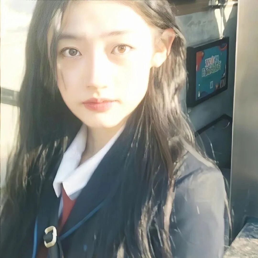 学院风小众女生头像
