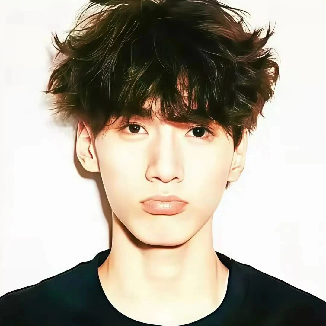 danbuzebyubgzhouyu单人真人情侣头像