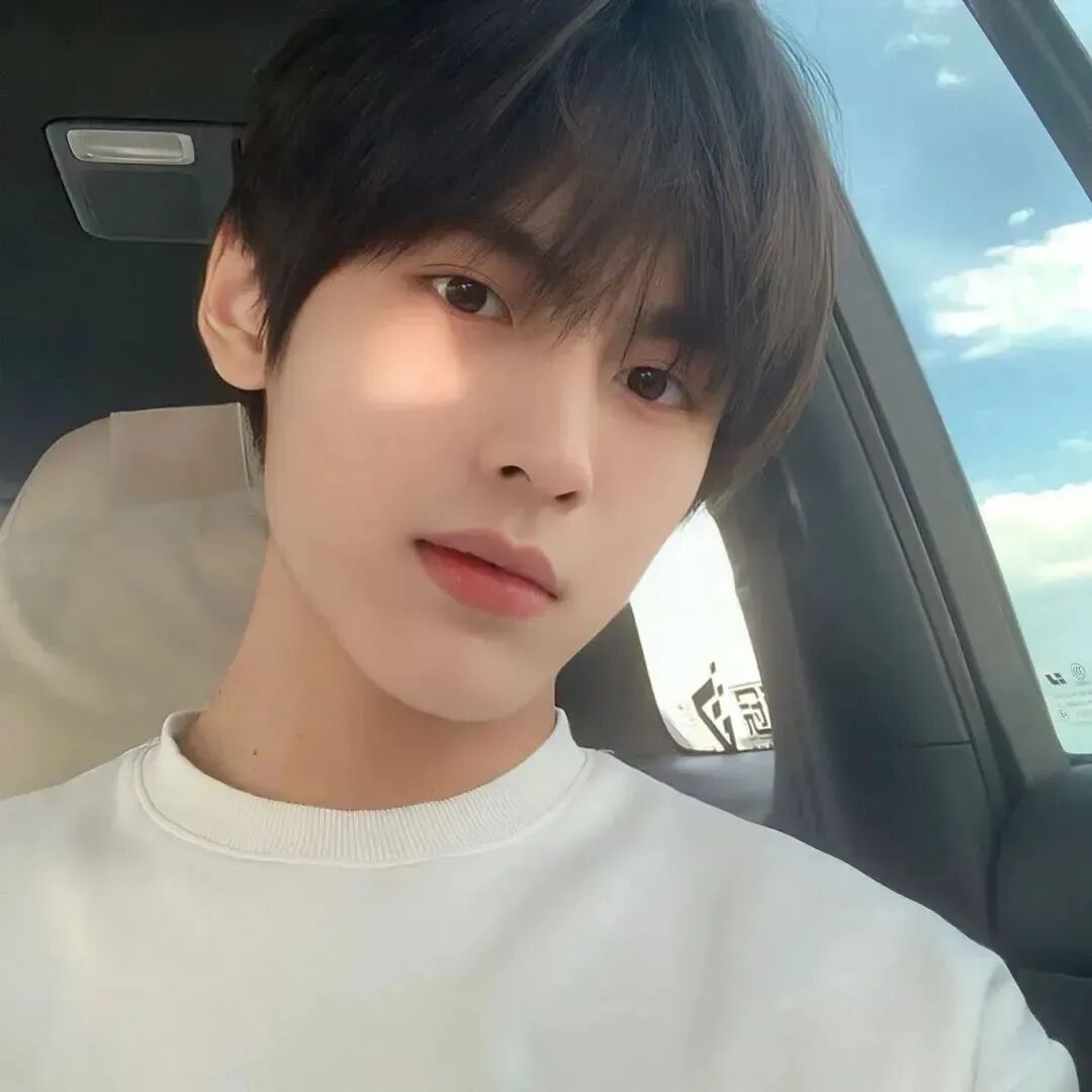 车内小众男生头像