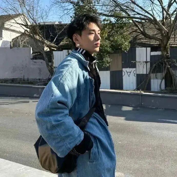 痞帅侧脸男生头像