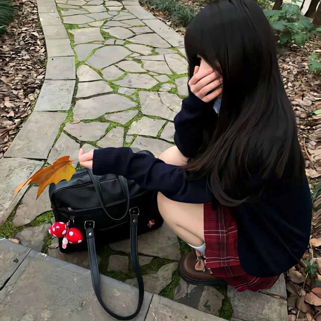 不露脸小众女生头像