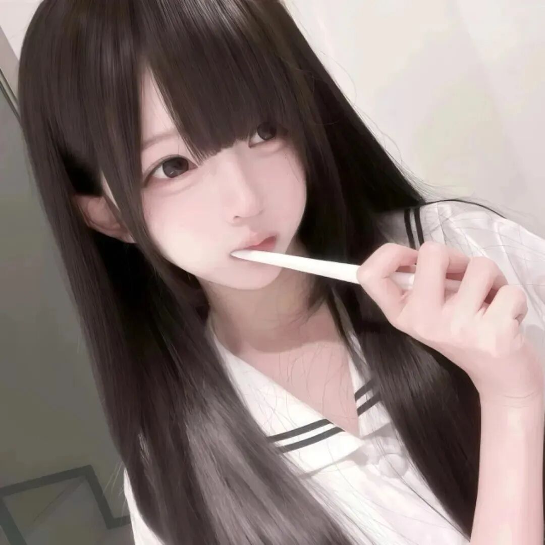 刷牙少萝女生头像