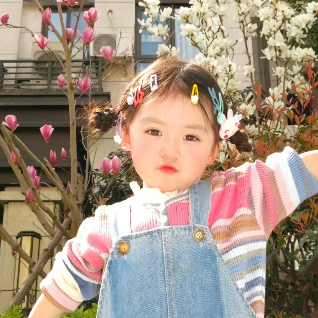 小女孩萌娃头像