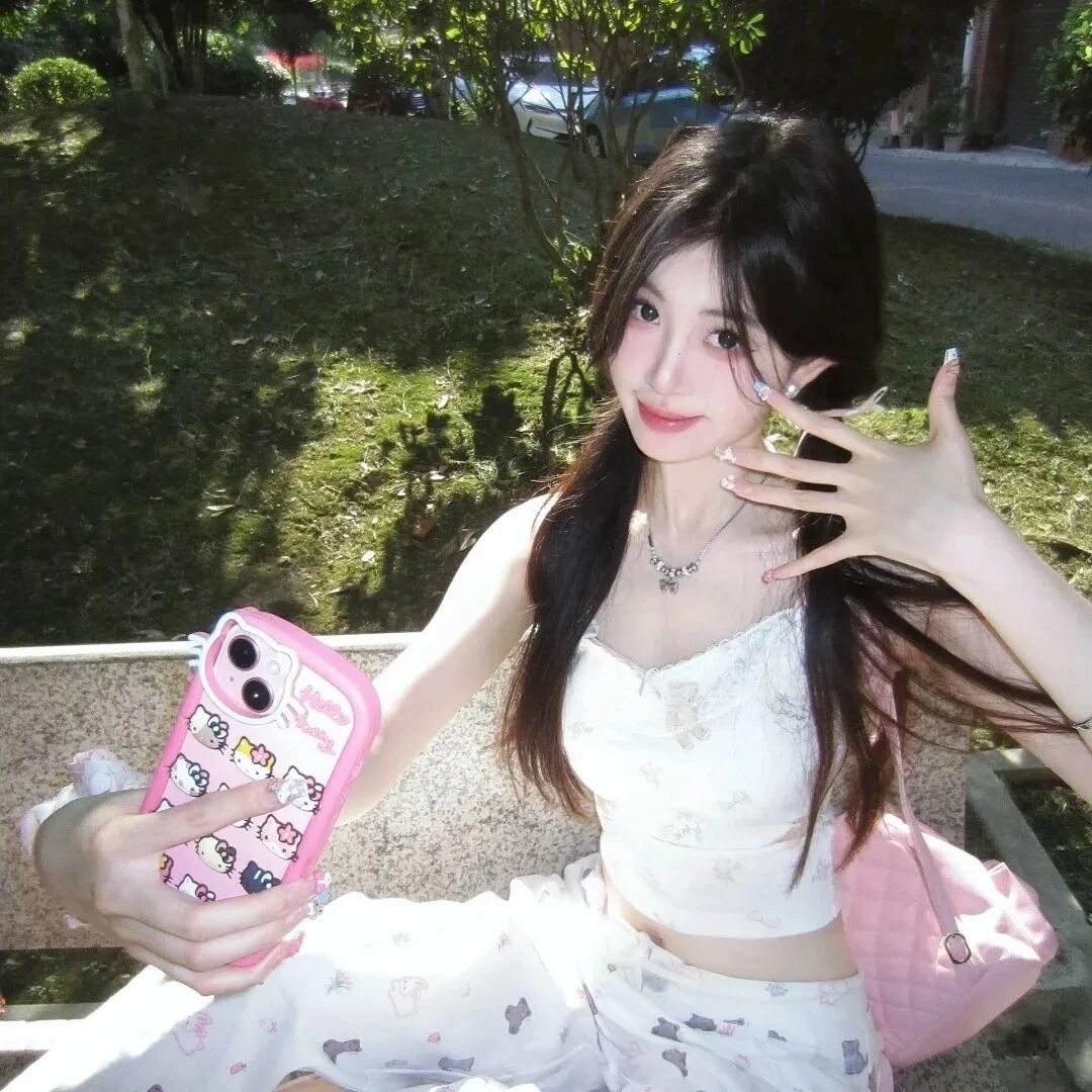 juytrbgtdolduiyou二人闺蜜头像真人闺蜜头像