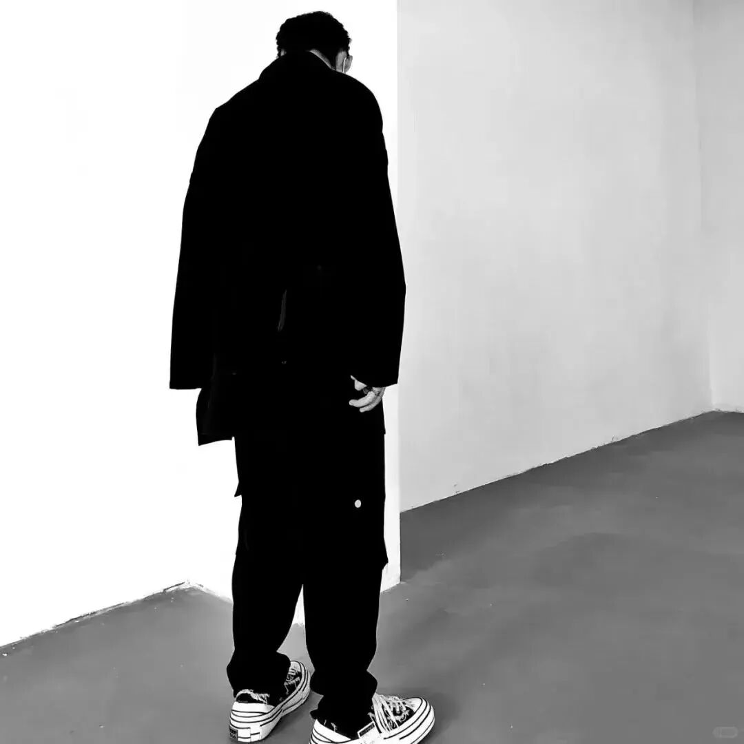 个性不露脸男生头像