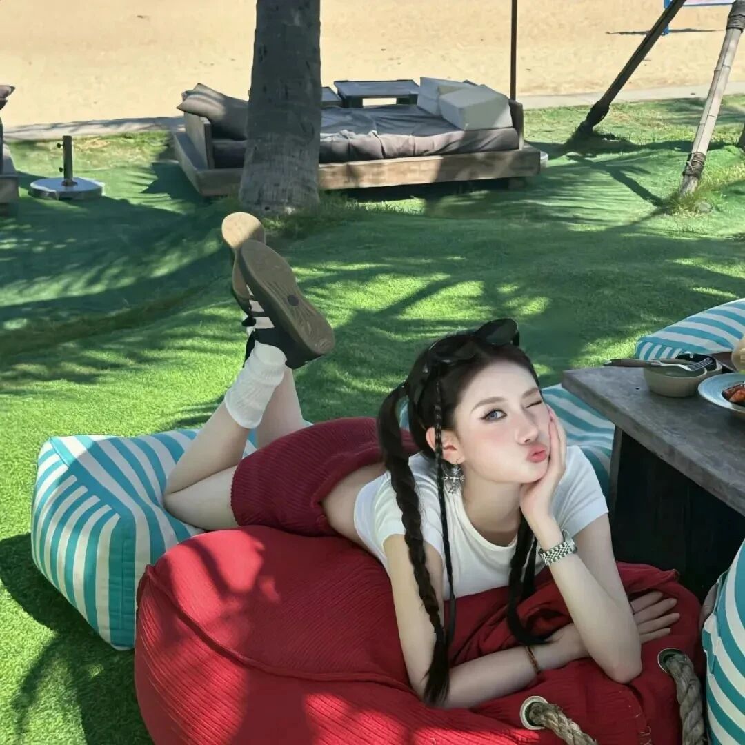 甜酷女生头像