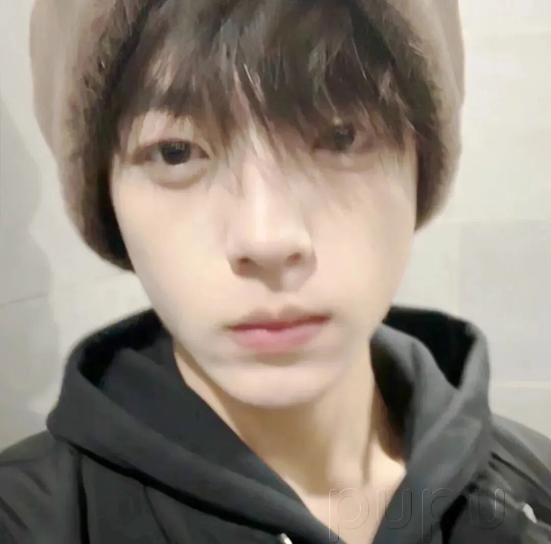bmingxianloveerwq不明显真人情侣头像