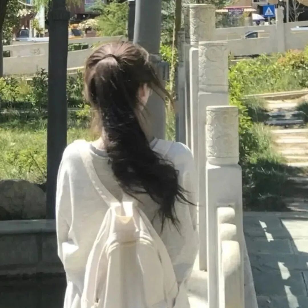 不露脸甜妹女生头像