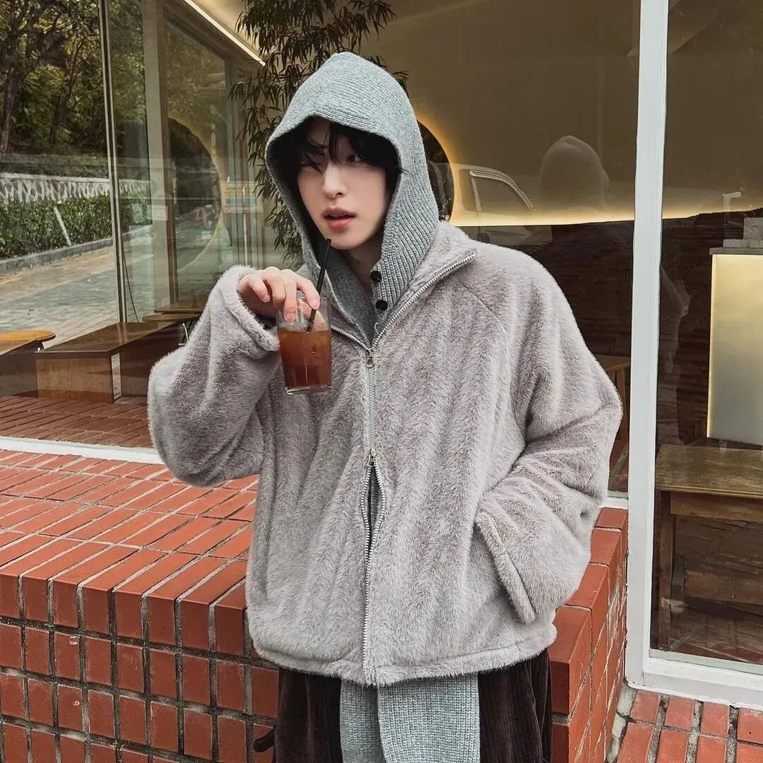 喝饮料个性男生头像