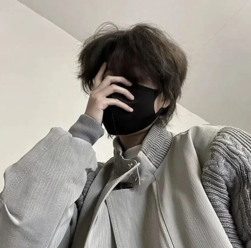 痞帅不露脸男生头像