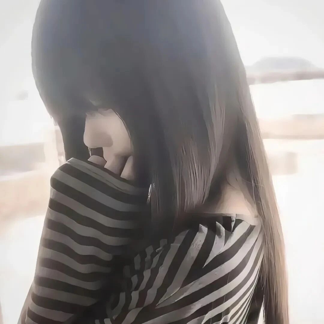 少萝侧脸女生头像