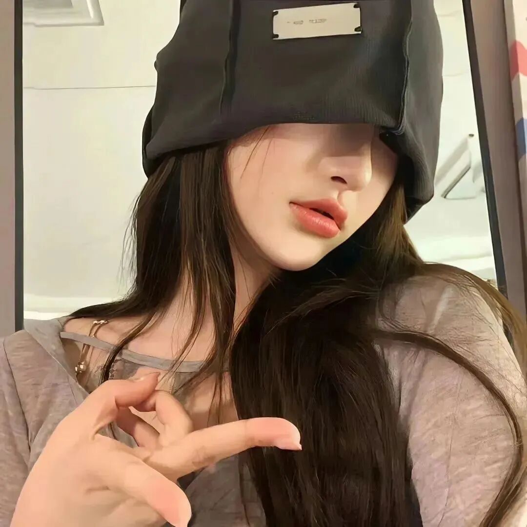 手势很飒女生头像