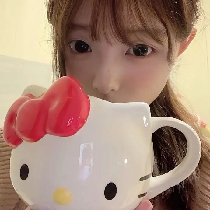 三丽鸥kt猫甜妹女生头像