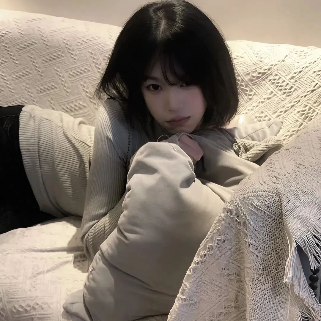 纯欲女生头像