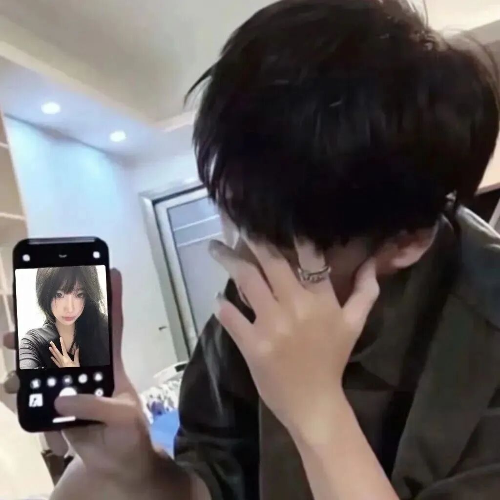 yincanshoujiqixi单人真人情侣头像