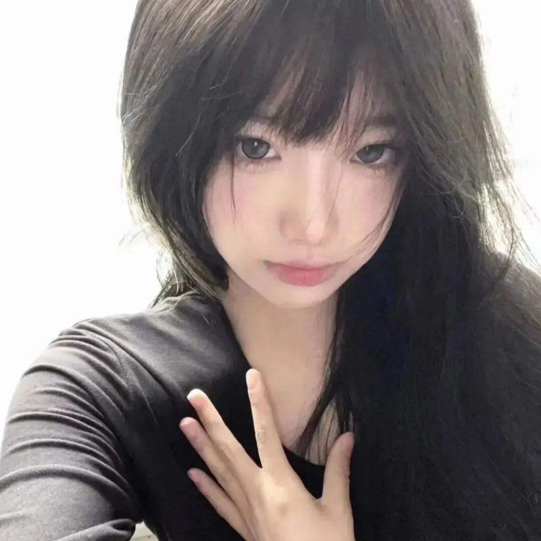yincanshoujiqixi单人真人情侣头像