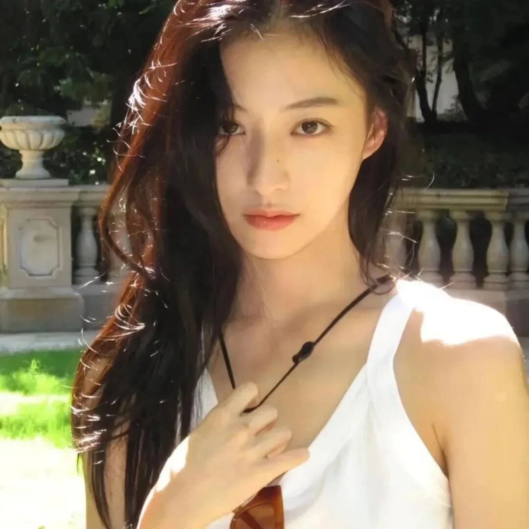 御姐女生头像