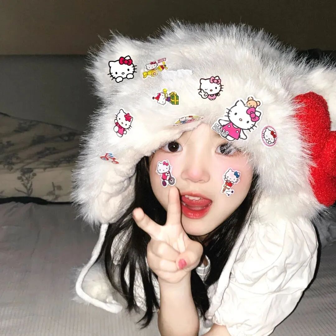 剪刀手小女孩萌娃头像