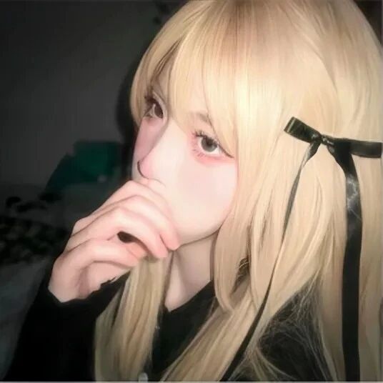 个性侧脸女生头像