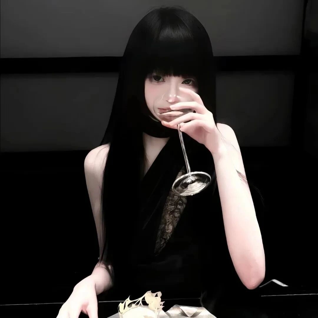 权威女生头像