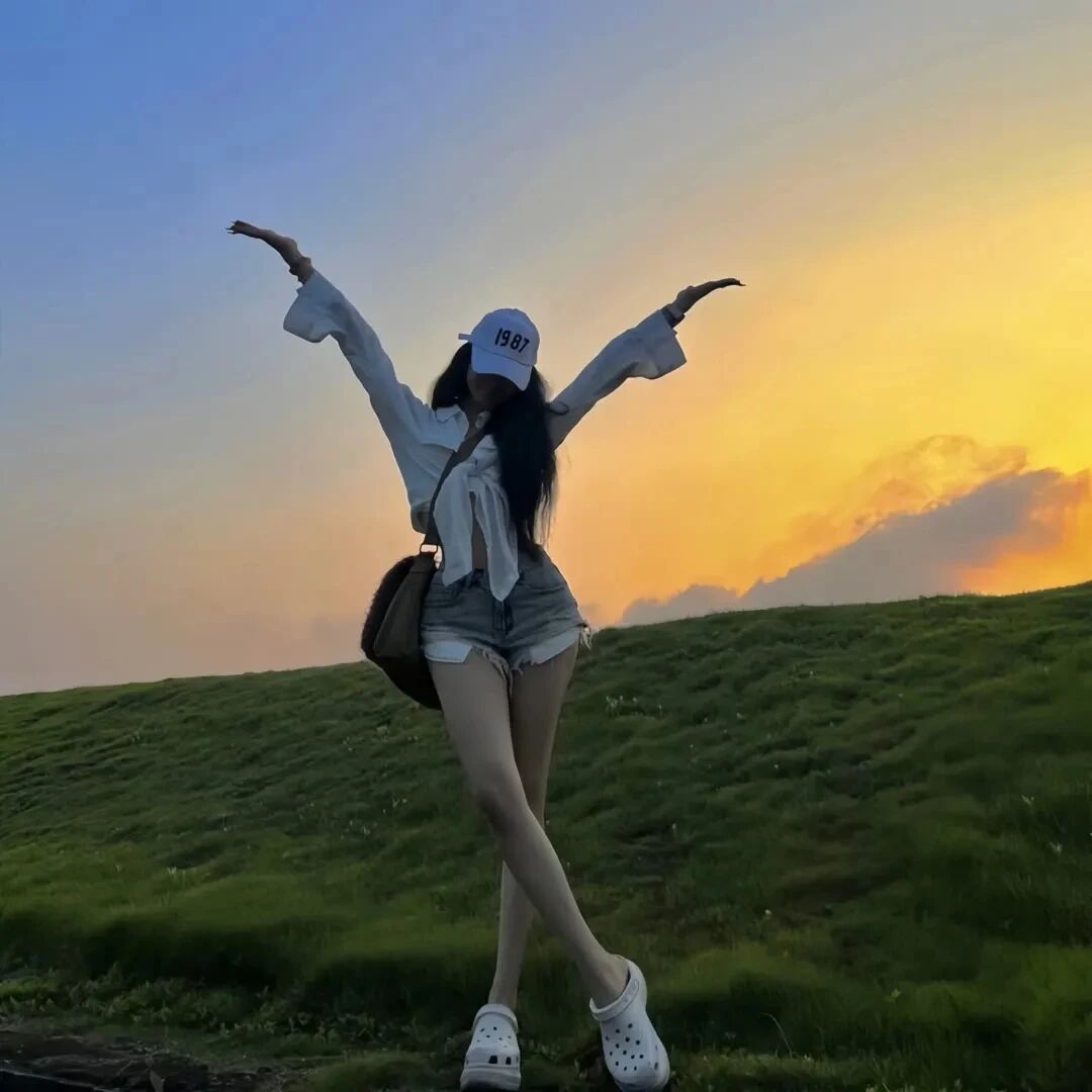 自由感女生头像