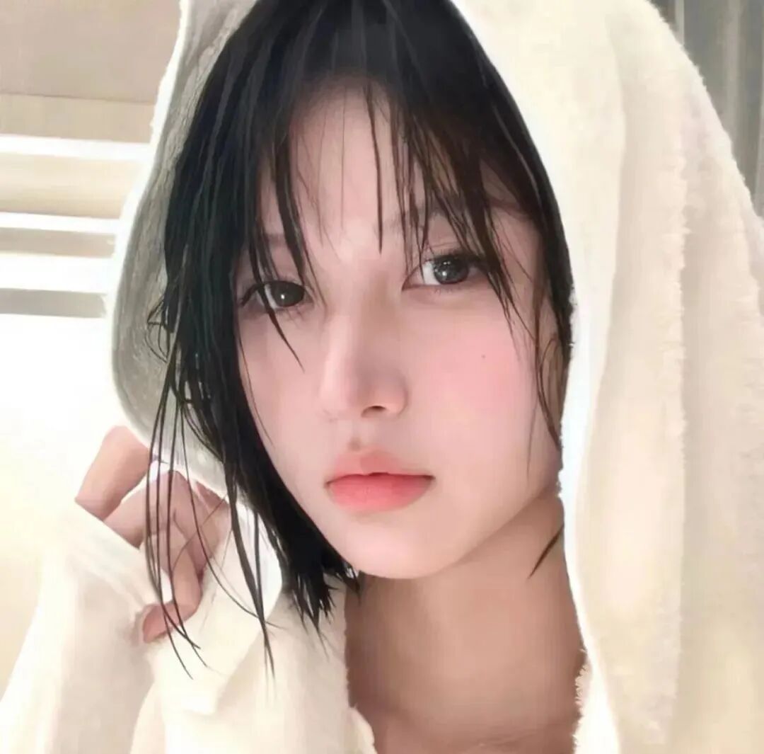 yujinsifaqixi浴巾单人真人情侣头像