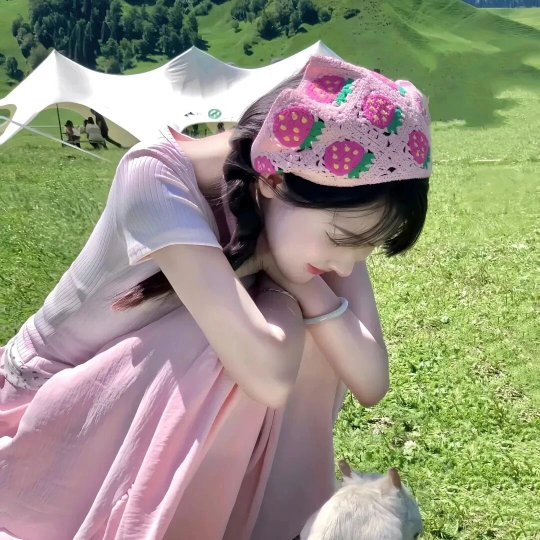 甜妹侧脸女生头像