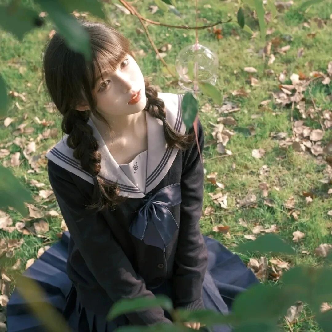 jk制服温柔女生头像