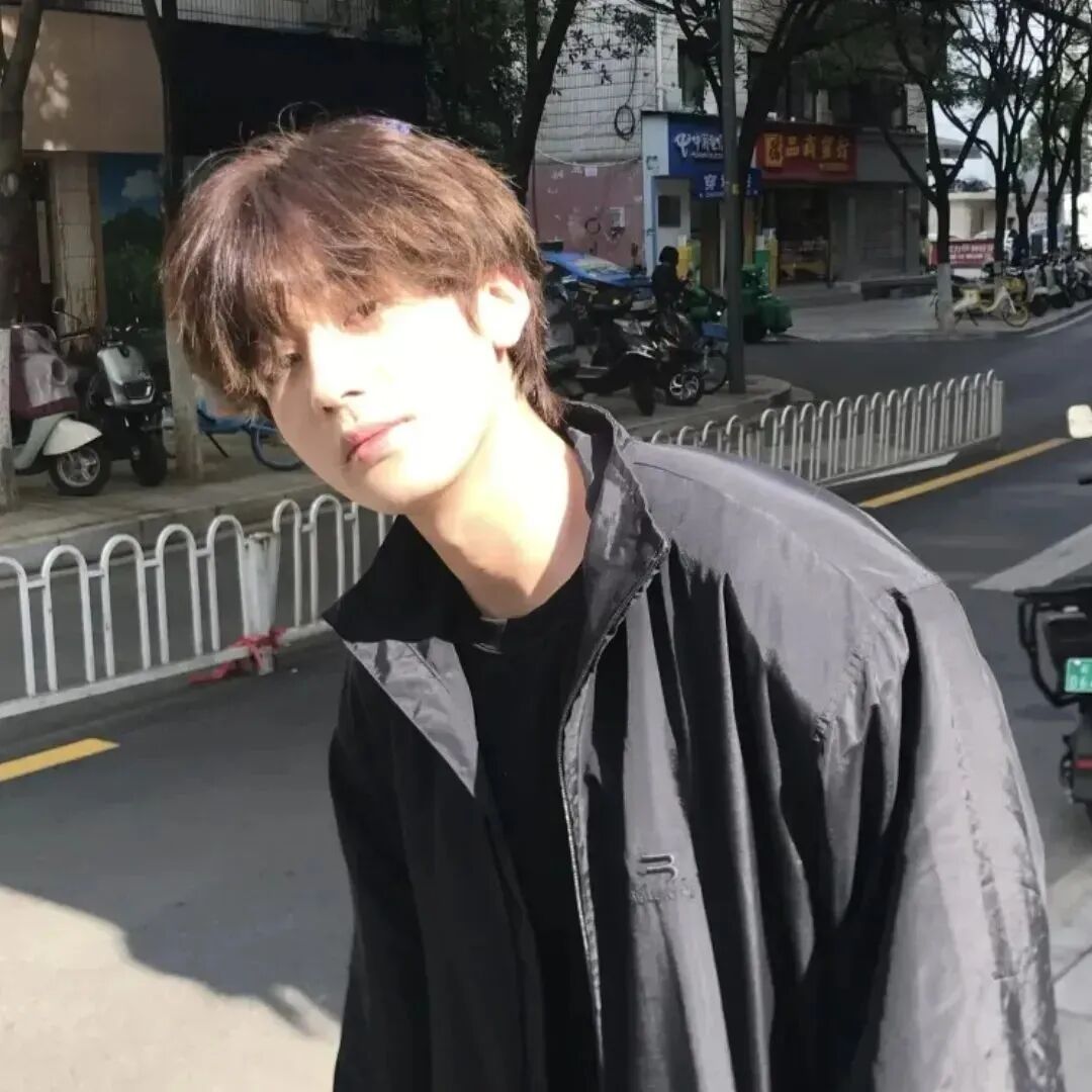 痞帅男生头像